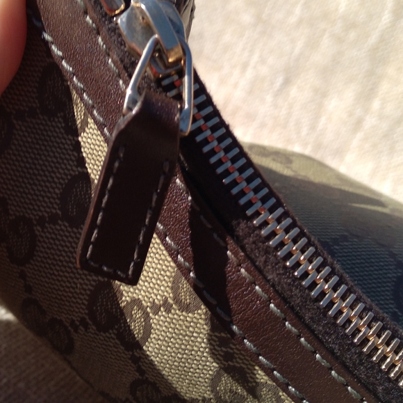 Gucci GG Monogram Web Medium Crossbody Bag - Picture 10 of 15